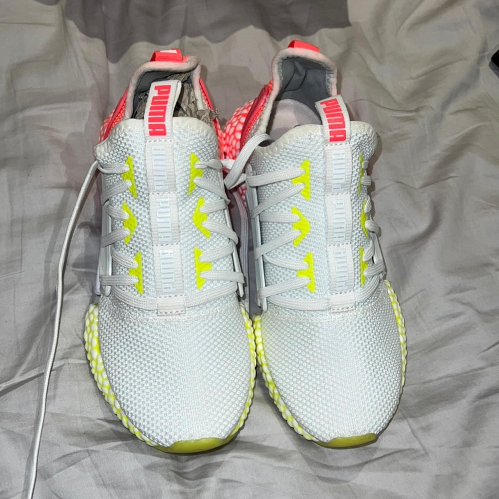 Women Puma sneakers